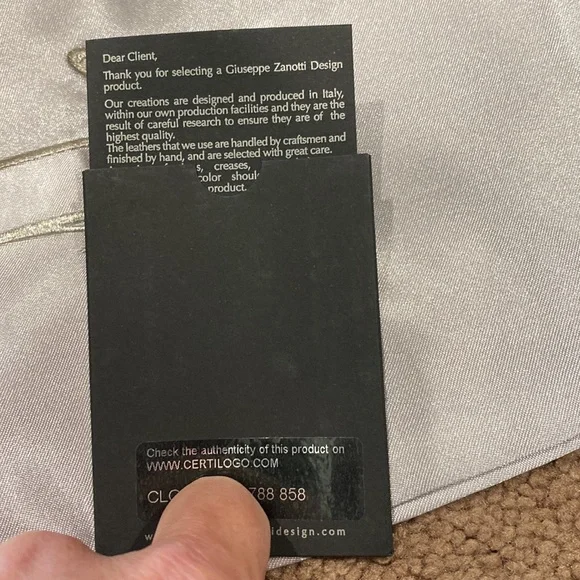 Giuseppe Zanotti Guns Blaze booties w/zipper detail in blk suede size 36.5 / 6 - Picture 8 of 10